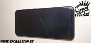 01 SAMSUNG GALAXY A50
