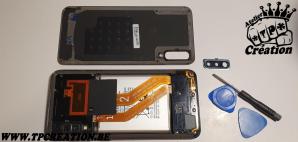 05 SAMSUNG GALAXY A50